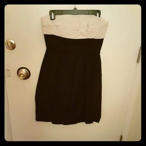 BCBGMAXAZRIA Pleated Bubble Tafetta Party Dress
